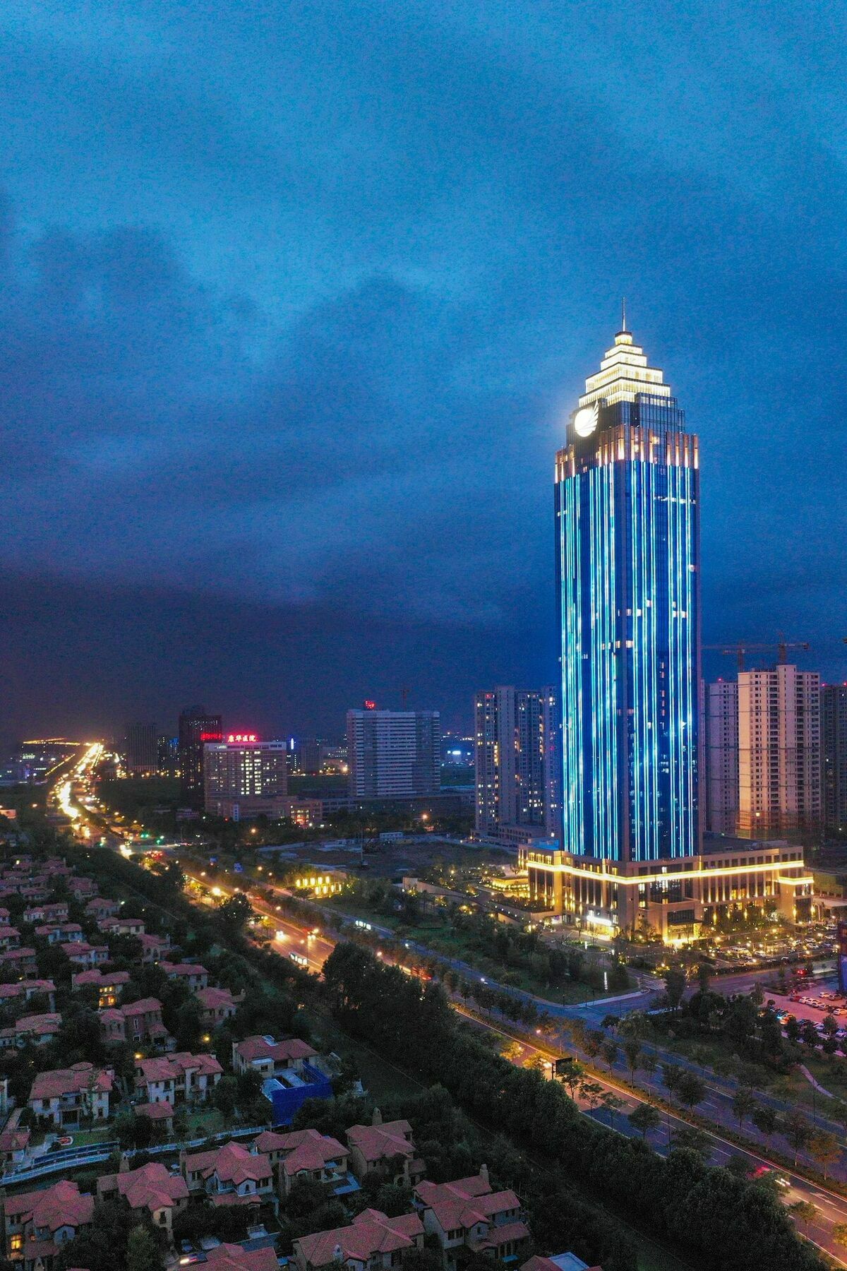 Grand New Century Hotel Haining Zhejiang Dış mekan fotoğraf